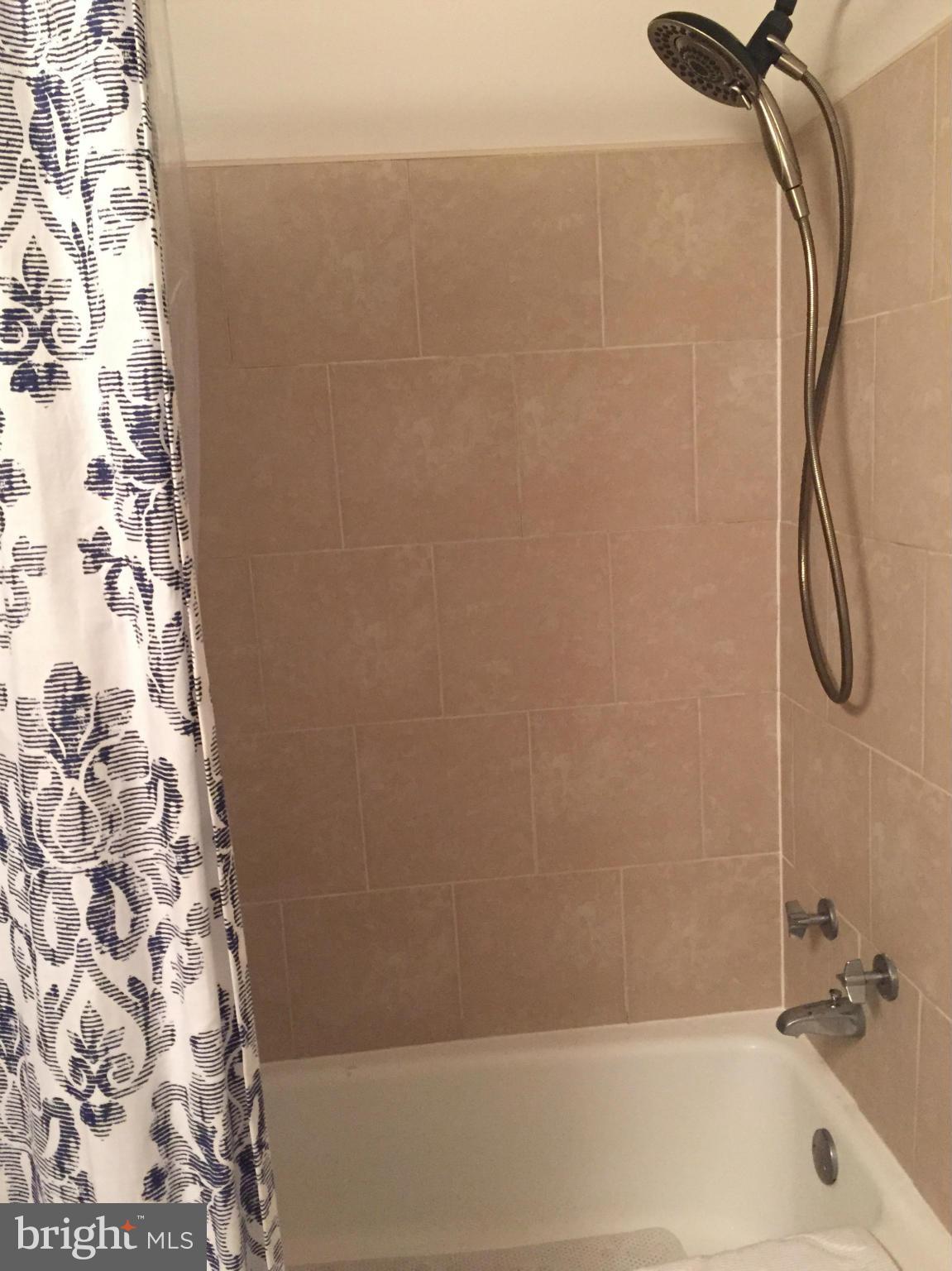 1428 Northgate Square, Unit 1A Reston, VA 20190 - Photo 12 of 20 Bath
