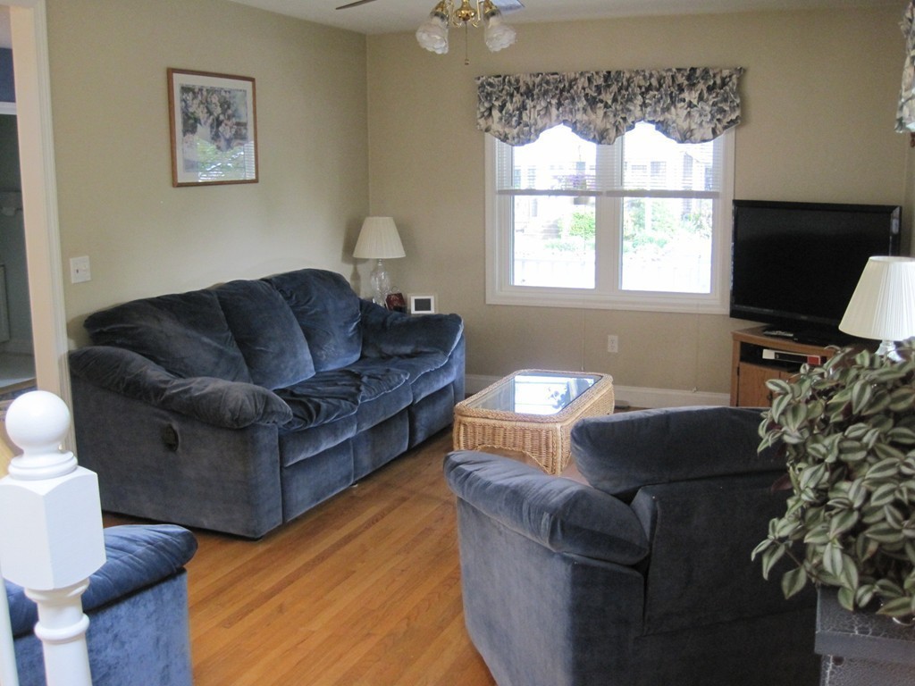 76 Turner Road Scituate, MA 02066 - Photo 9 of 19