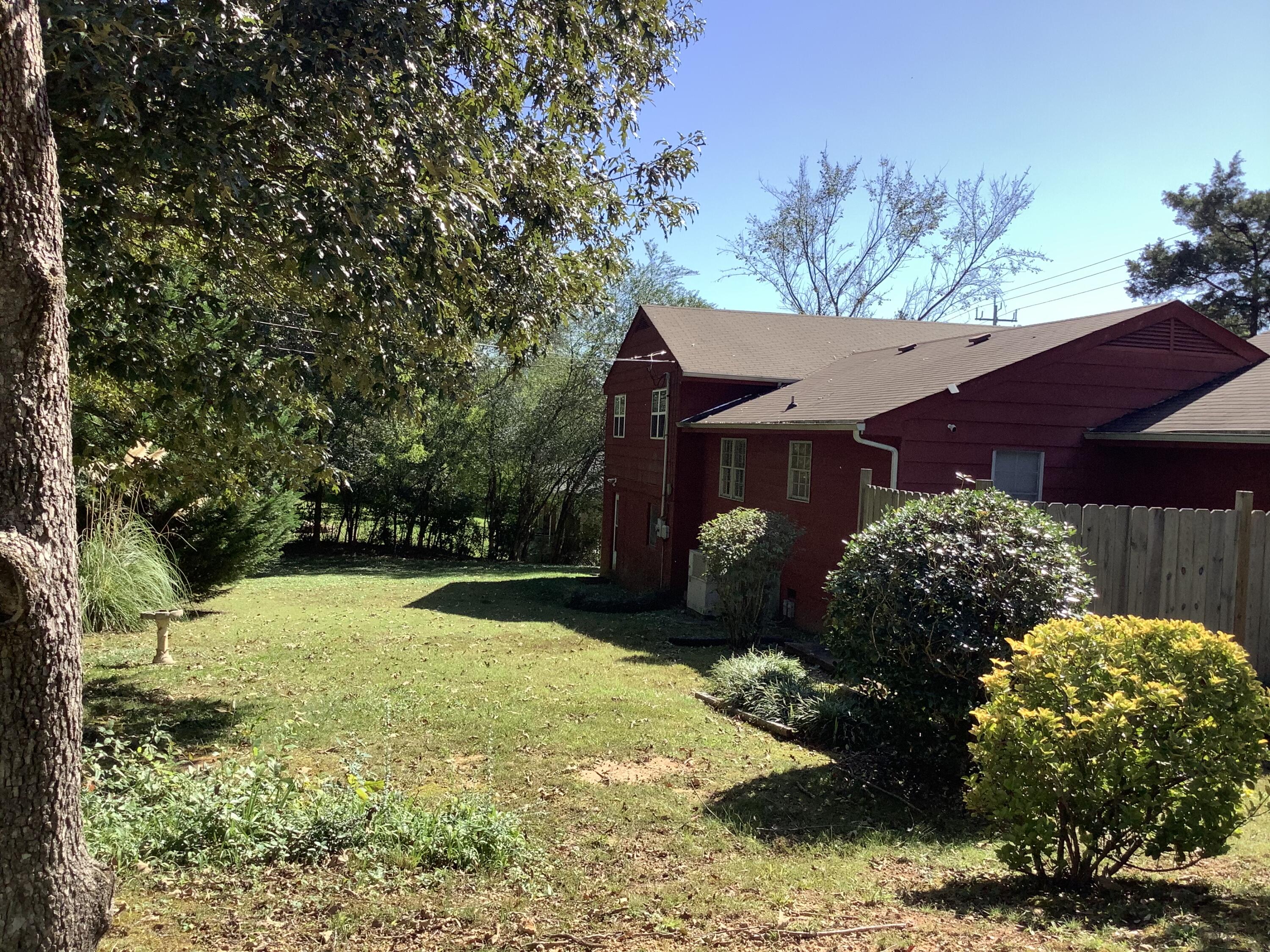 6731 Dupre Road Chattanooga, TN 37421 - Photo 6 of 36 ADE9FB5E-EA83-4FE3-A0ED-19F3501B13CD