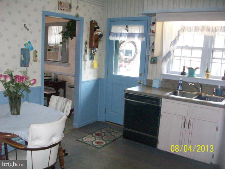 1112 West Welsh Road Ambler, PA 19002 - Photo 5 of 24 Kitchen