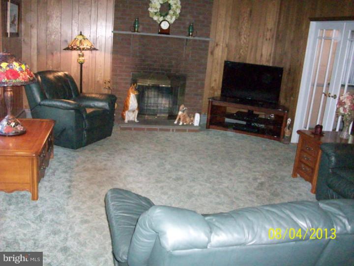 1112 West Welsh Road Ambler, PA 19002 - Photo 8 of 24 Living Room