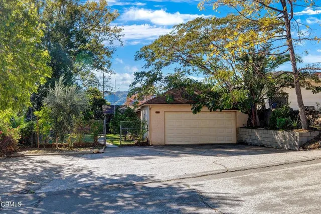 $1,248,000 | 3942 Los Olivos Lane, Glendale, CA 91214