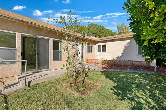 $1,248,000 | 3942 Los Olivos Lane, Glendale, CA 91214