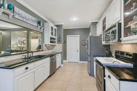 $474,700 | 11 Creek Side Drive, Wimberley, TX 78676