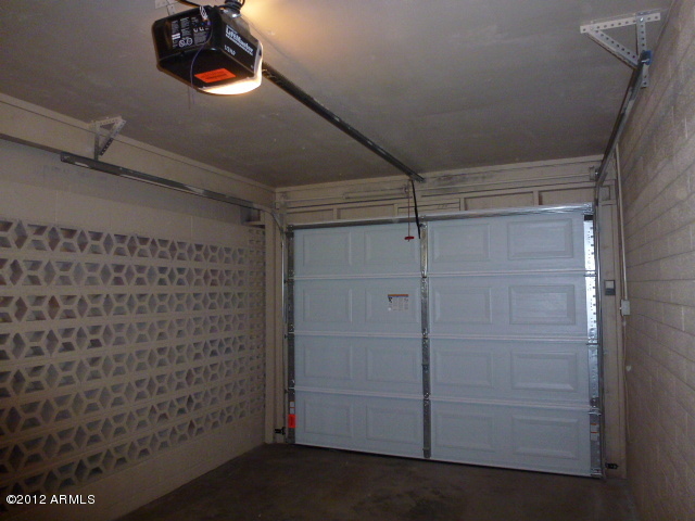 3811 West Bethany Home Road Phoenix, AZ 85019 - Photo 15 of 36 C:\fakepath\P1050059