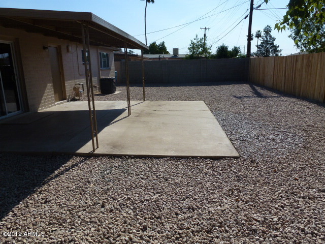 3811 West Bethany Home Road Phoenix, AZ 85019 - Photo 8 of 36 C:\fakepath\P1050050