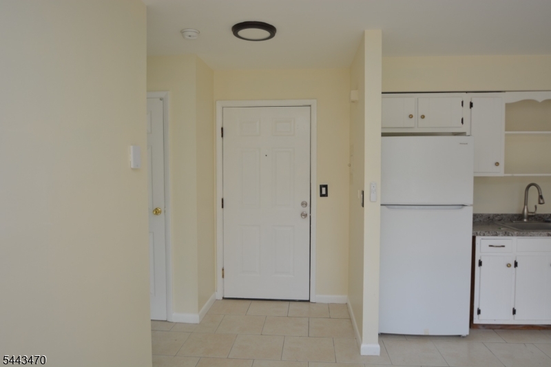 14 Oak Ridge Road, Unit 2 West Milford, NJ 07435 - Photo 4 of 10