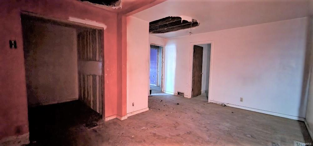 701 Robert Avenue Ferguson, MO 63135 - Photo 13 of 20