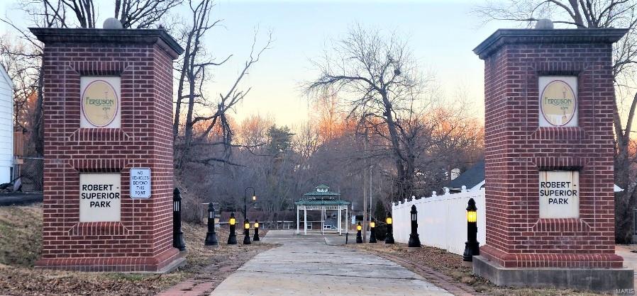 701 Robert Avenue Ferguson, MO 63135 - Photo 17 of 20