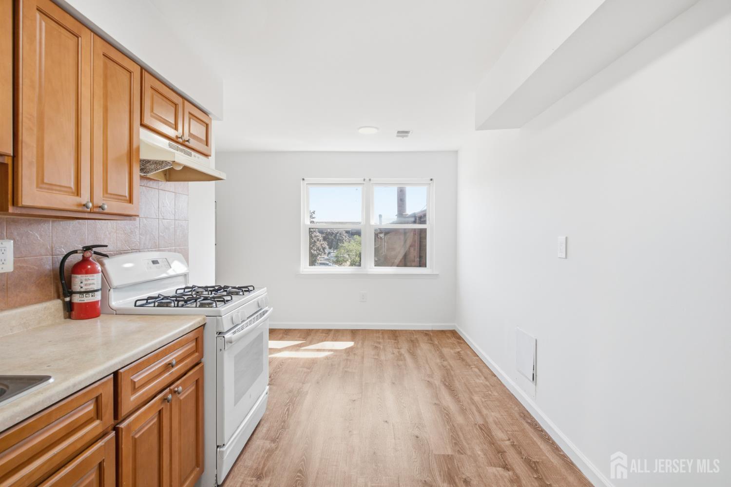 1719 Raspberry Court, Unit 1719 Edison, NJ 08817 - Photo 18 of 22