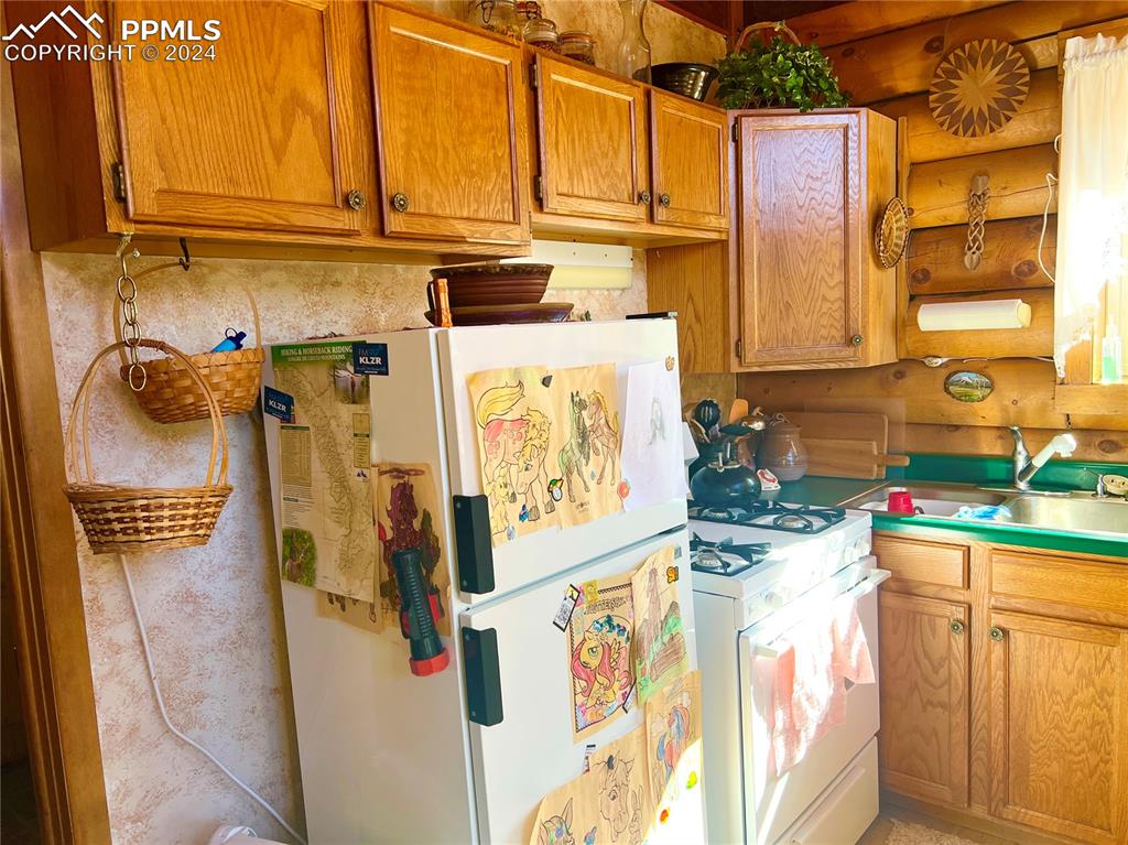 280 Kerrs Hill Road Westcliffe, CO 81252 - Photo 11 of 35