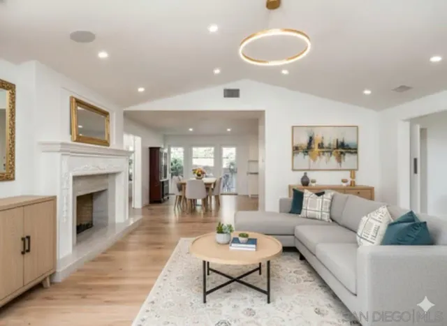$3,995,000 | 1879 Tahiti Drive, Costa Mesa, CA 92626