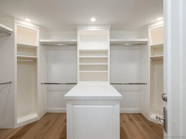 $3,995,000 | 1879 Tahiti Drive, Costa Mesa, CA 92626