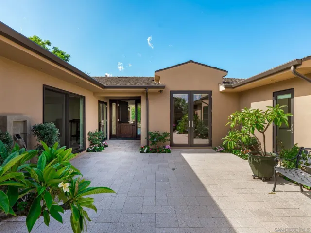 $3,995,000 | 1879 Tahiti Drive, Costa Mesa, CA 92626