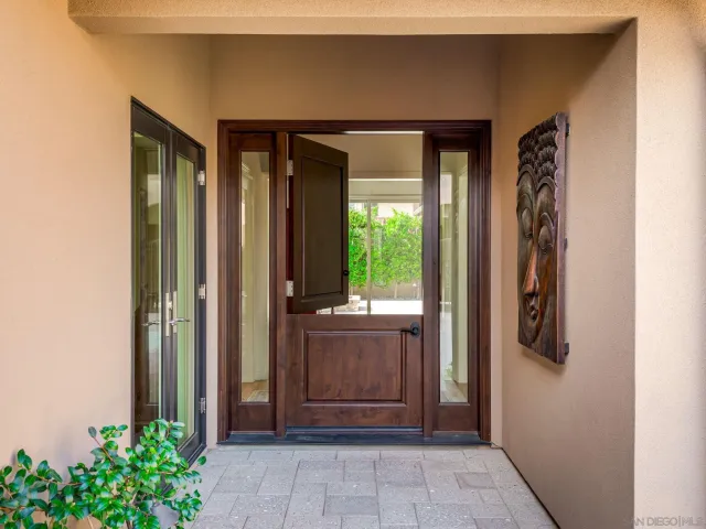 $3,995,000 | 1879 Tahiti Drive, Costa Mesa, CA 92626