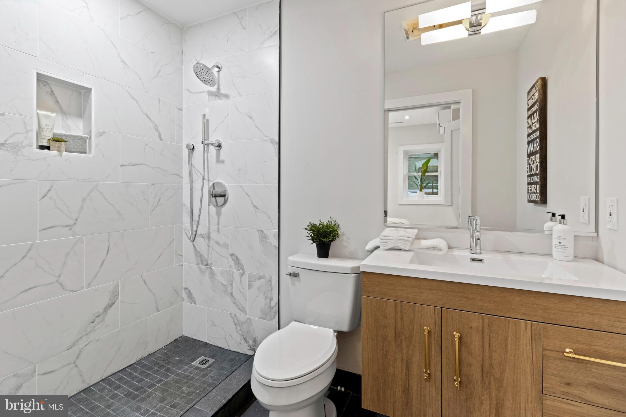 1114 T Street Northwest Washington, DC 20009 - Photo 33 of 34