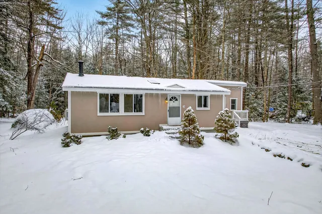 $300,000 | 6 Birch Tree Lane, Hillsborough, NH 03244