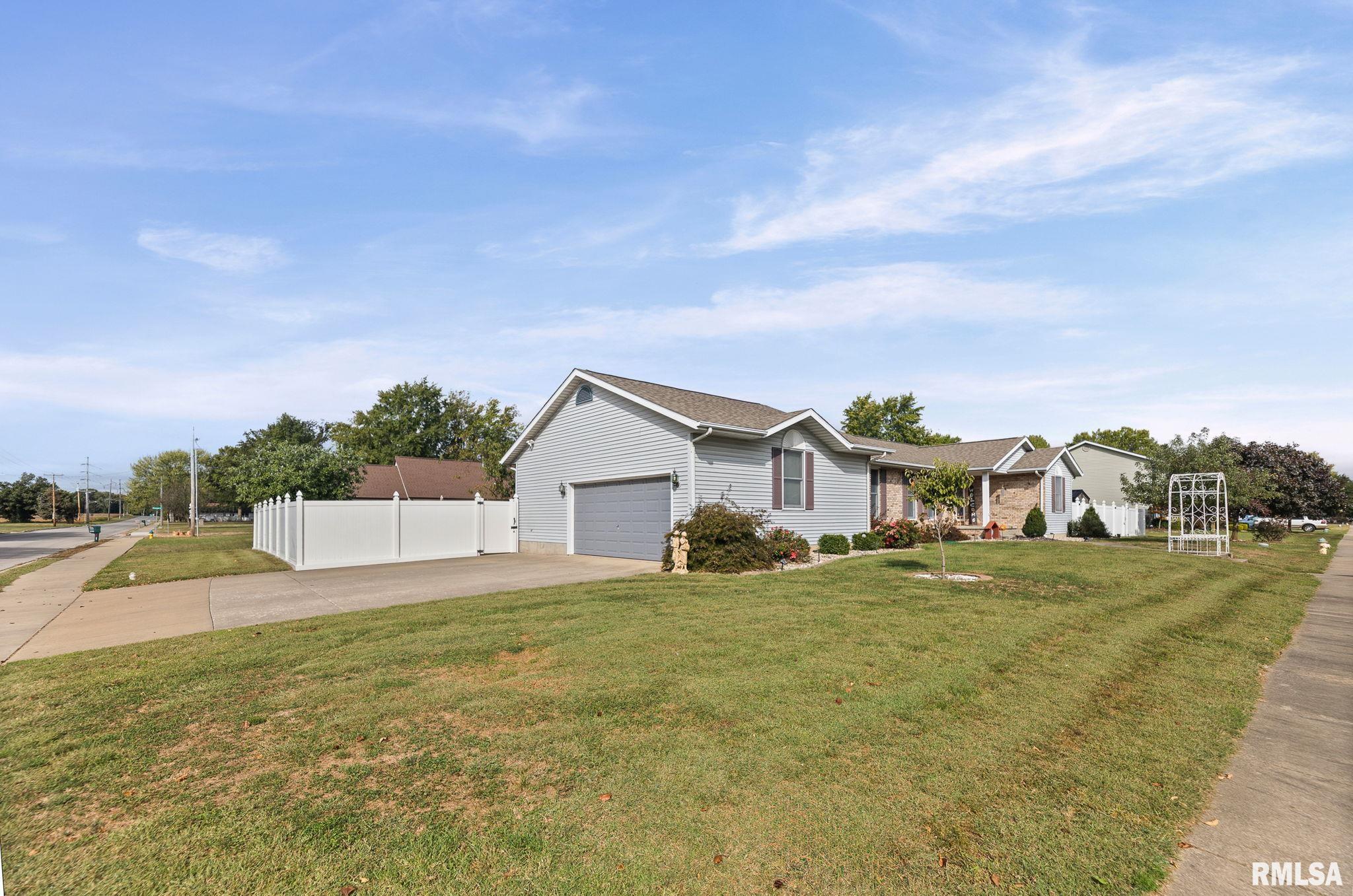 628 Tracy Terrace Centralia, IL 62801 - Photo 44 of 48