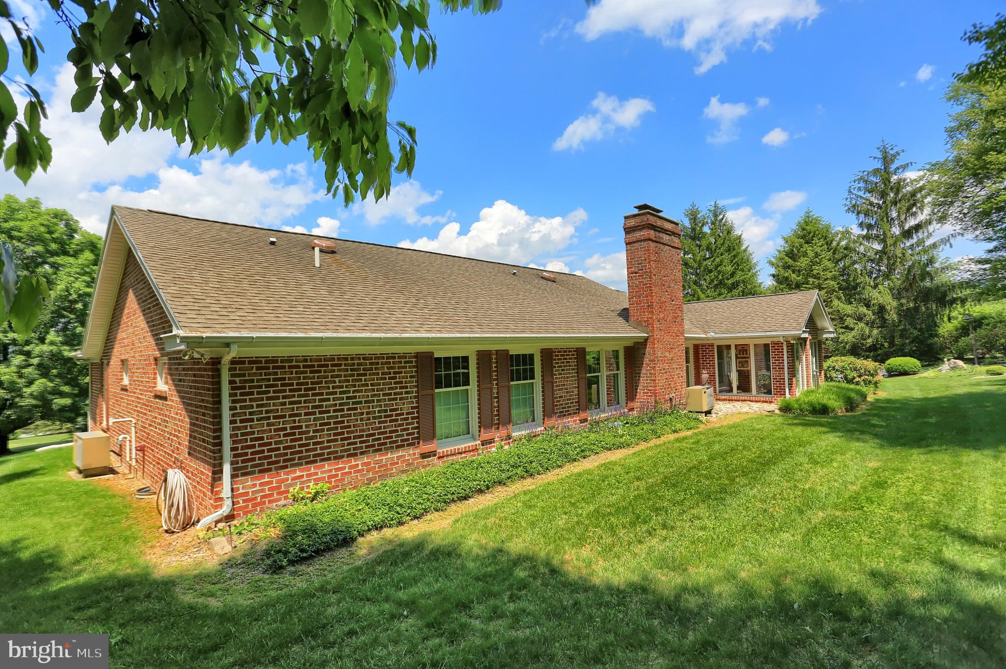11604 Woodhaven Road Waynesboro, PA 17268 - Photo 6 of 76 Gallery Image 6