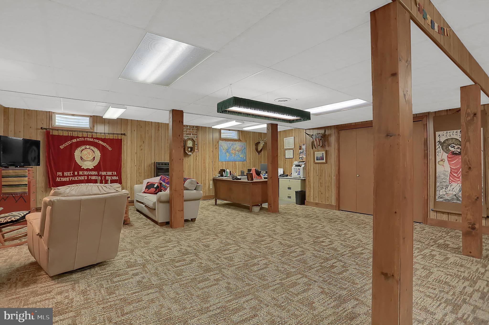 11604 Woodhaven Road Waynesboro, PA 17268 - Photo 63 of 76 Massive open room