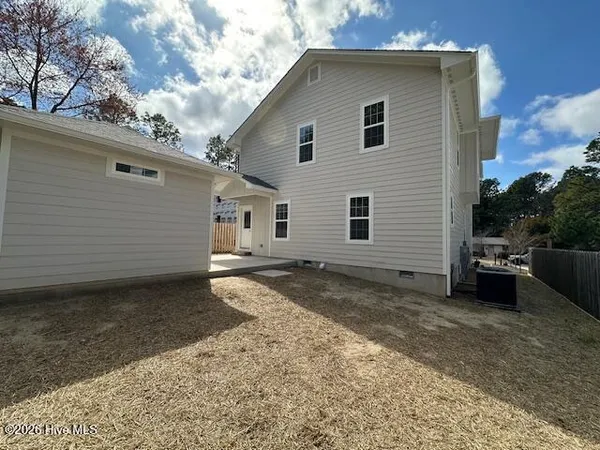 $785,000 | 365 West New Jersey Avenue, Southern Pines, NC 28387