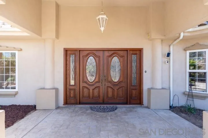 4417 Fallsbrae Road Fallbrook, CA 92028 - Photo 7 of 48 Gallery Image 7