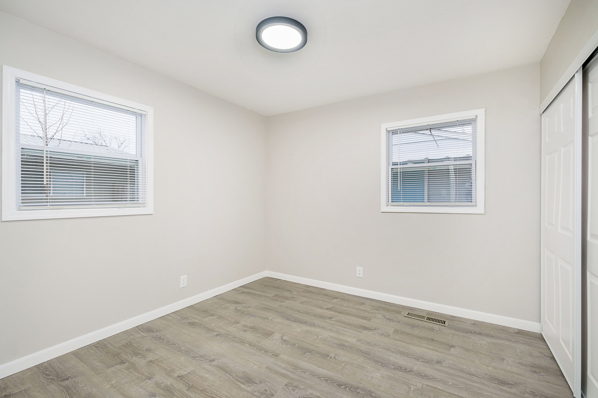 3447 Georgetown Road Indianapolis, IN 46224 - Photo 8 of 10 Gallery Image 8