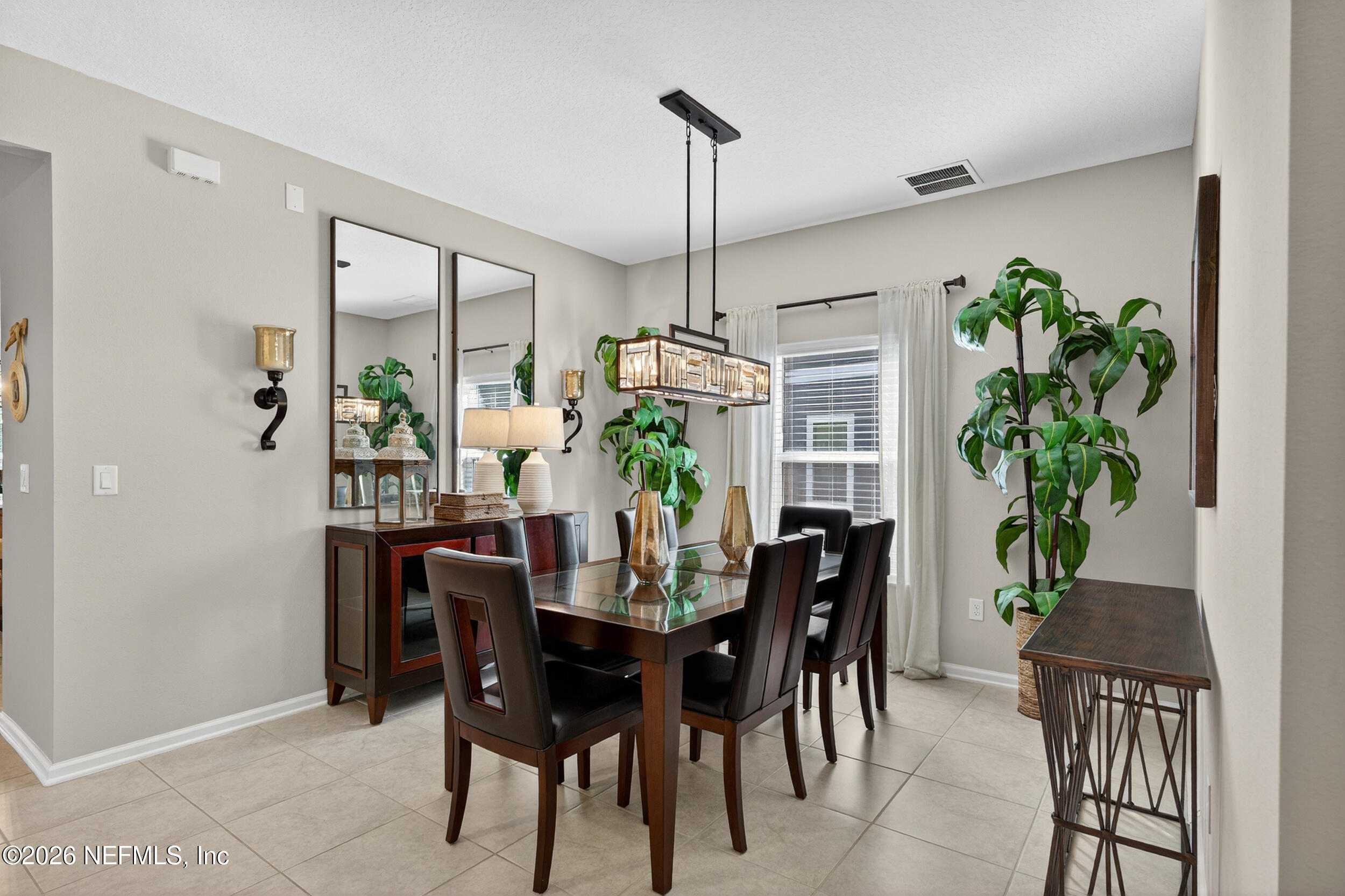 688 Sycamore Way Orange Park, FL 32073 - Photo 9 of 58 22_688 sycamore wy-25