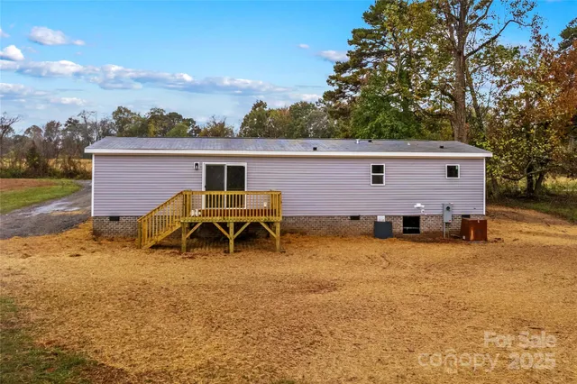 $250,000 | 538 Eagle Mills Road, Hamptonville, NC 27020