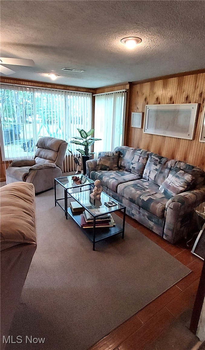 550 East Pleasant Valley Road Independence, OH 44131 - Photo 23 of 29 Family Room