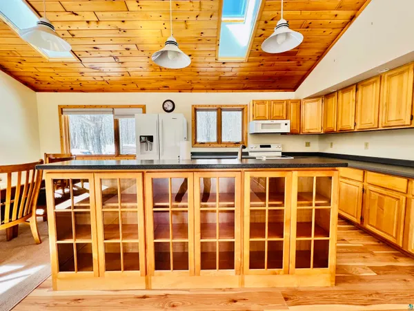 $899,000 | 38 Sawmill Lane, Lutsen, MN 55612