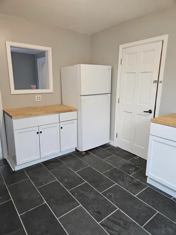 $175,000 | 6 Munsey Avenue, Livermore Falls, ME 04254