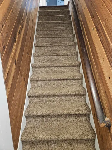 $175,000 | 6 Munsey Avenue, Livermore Falls, ME 04254