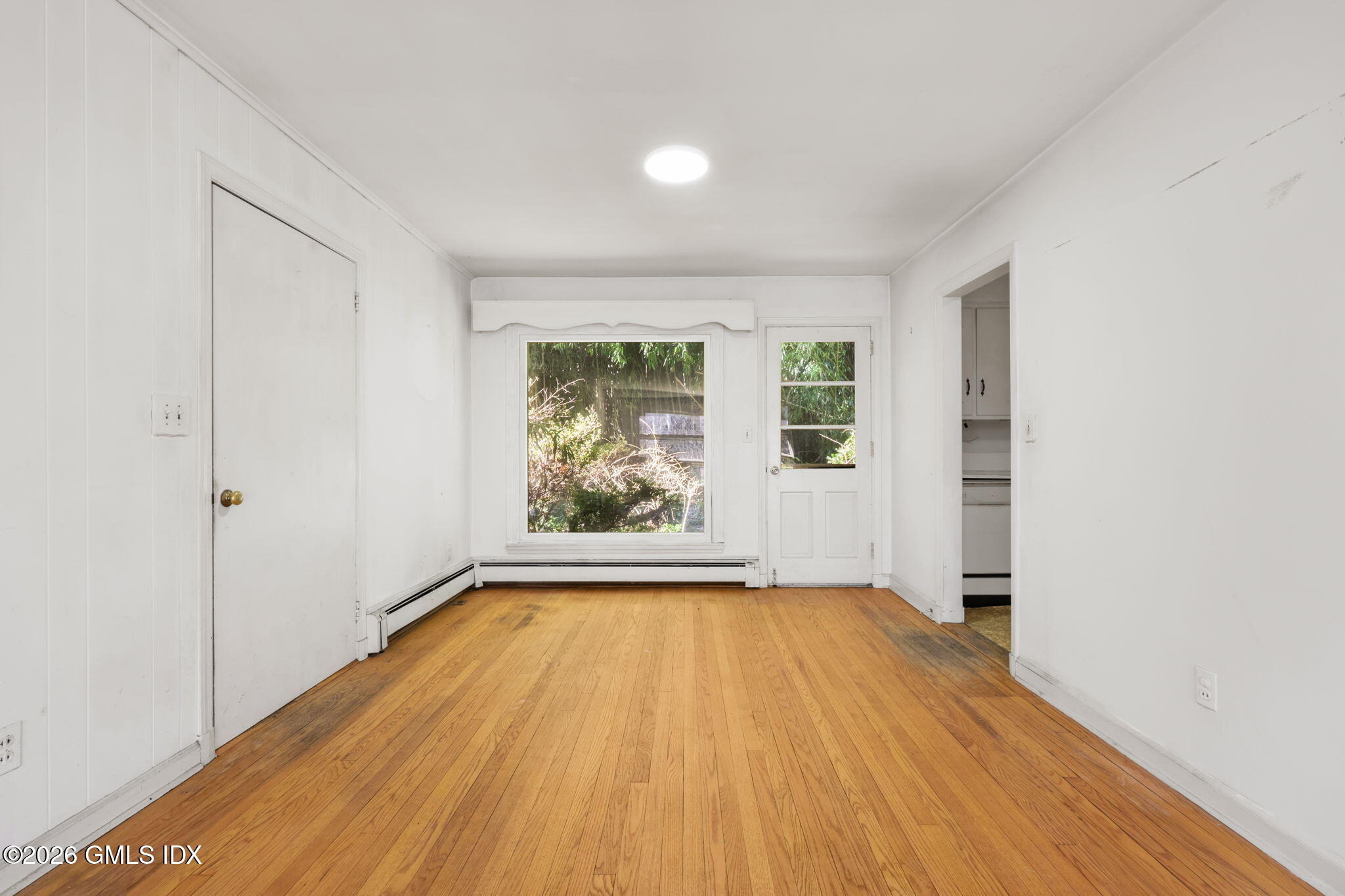 420 Valley Road Cos Cob, CT 06807 - Photo 9 of 19 11-web-or-mls-420-valley-rd