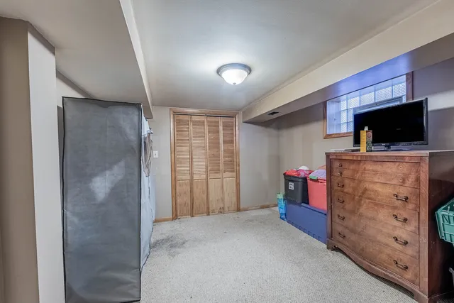 a view of a livingroom with furniture