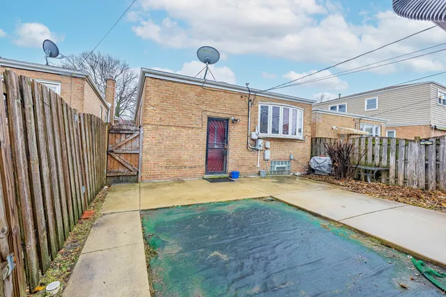 a view of a house with a patio