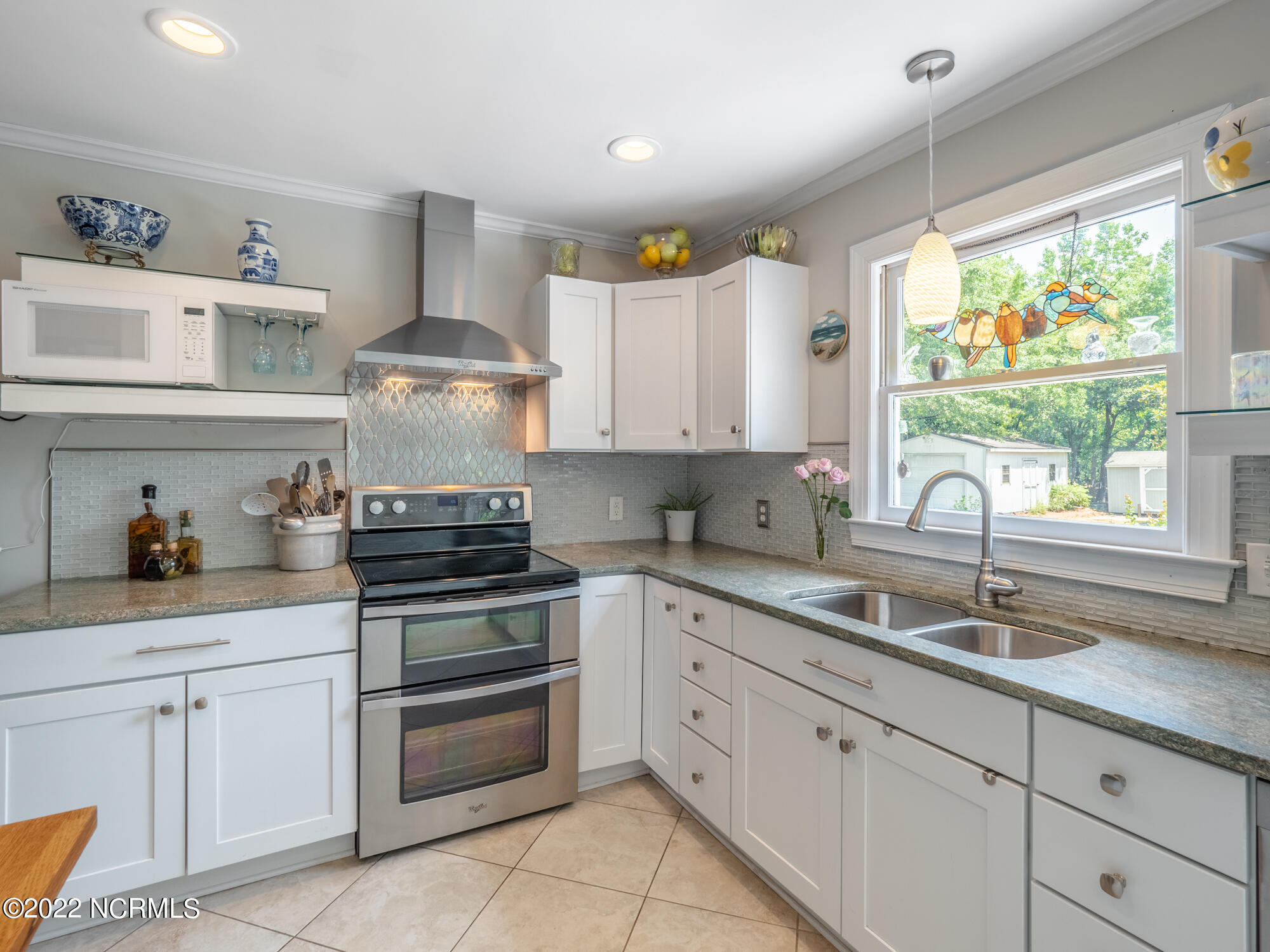 410 Tanbridge Road Wilmington, NC 28405 - Photo 10 of 27 09-large-2000px