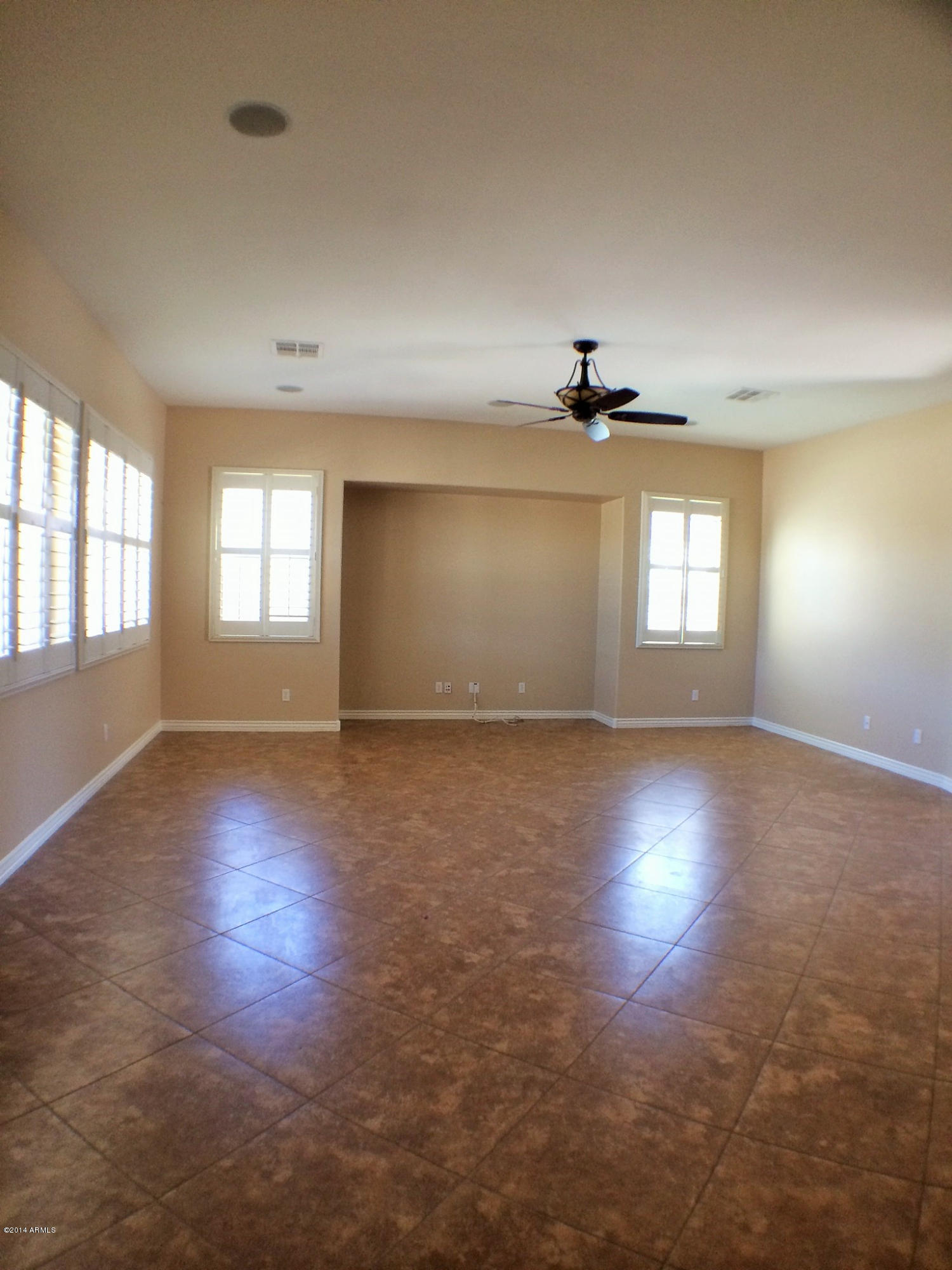 17548 West Verdin Road Goodyear, AZ 85338 - Photo 10 of 44 17548 Verdin Great A (5)