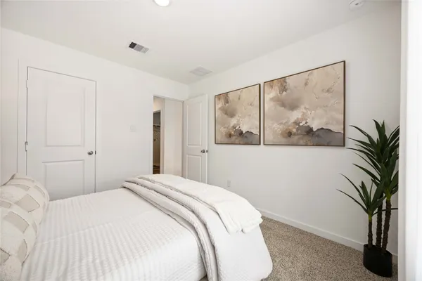 $343,990 | 2811 McHenry Lndg Lane, Houston, TX 77051