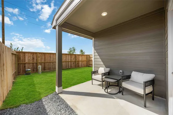 $343,990 | 2811 McHenry Lndg Lane, Houston, TX 77051