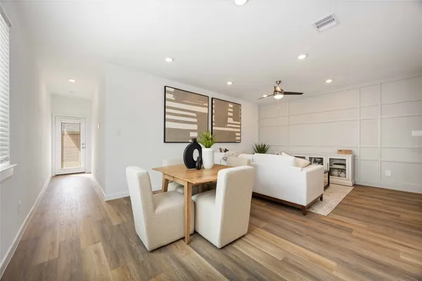 $343,990 | 2811 McHenry Lndg Lane, Houston, TX 77051