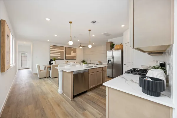 $343,990 | 2811 McHenry Lndg Lane, Houston, TX 77051