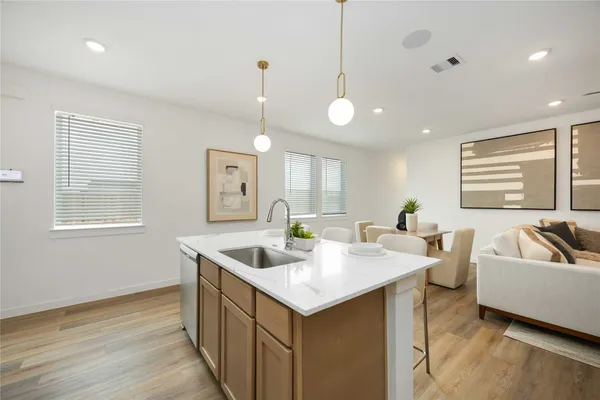 $343,990 | 2811 McHenry Lndg Lane, Houston, TX 77051