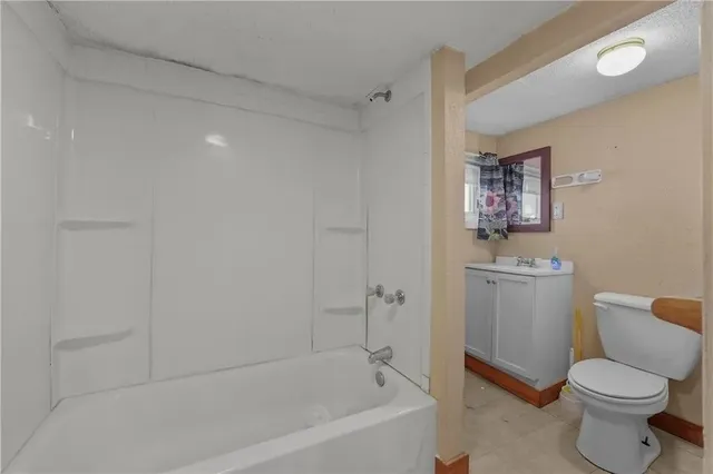 $144,000 | 145 Echo Road, Glocester, RI 02814