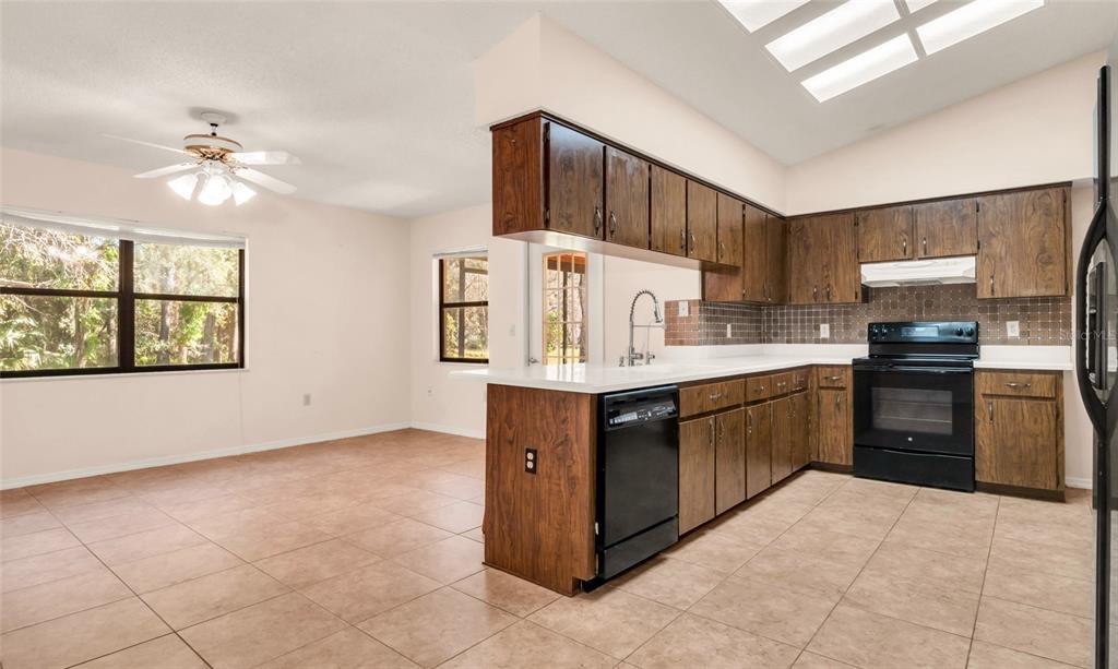 10960 Echo Loop New Port Richey, FL 34654 - Photo 10 of 38