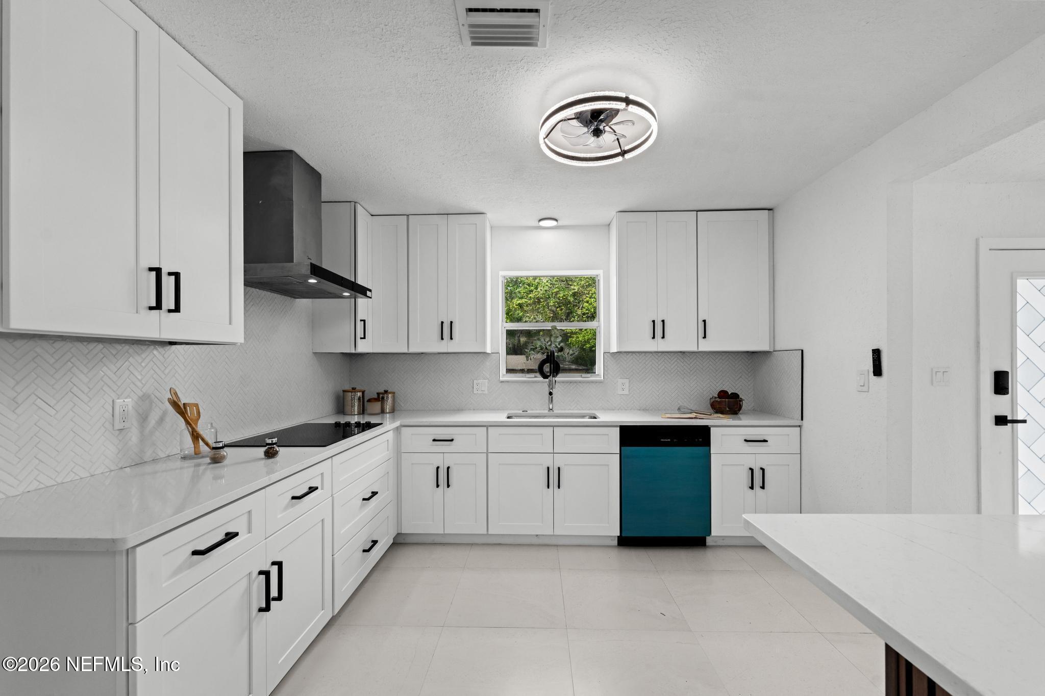 4013 Rogero Road Jacksonville, FL 32277 - Photo 12 of 32 KITCHEN