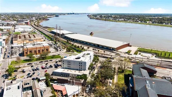 $419,500 | 427 Esplanade Avenue, Unit 106, New Orleans, LA 70116