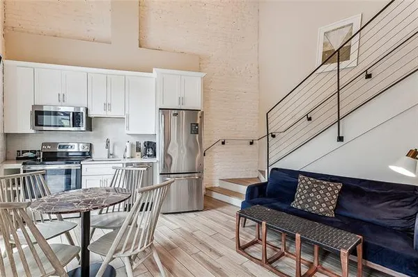 $419,500 | 427 Esplanade Avenue, Unit 106, New Orleans, LA 70116