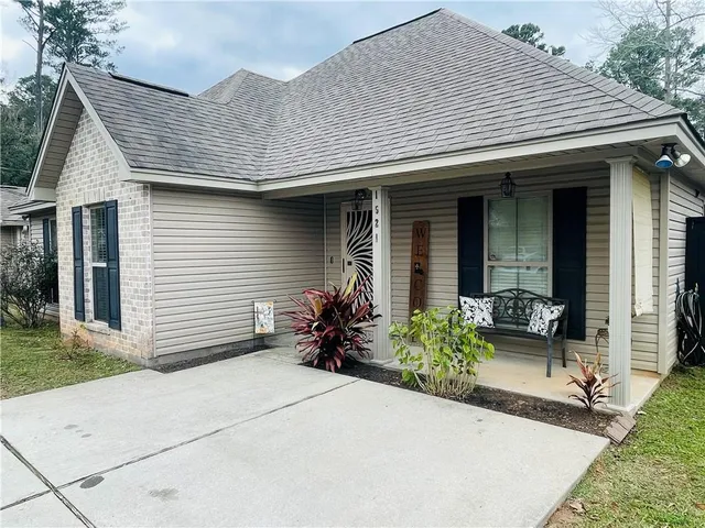 $249,900 | 1521 Jasmine Street, Mandeville, LA 70448