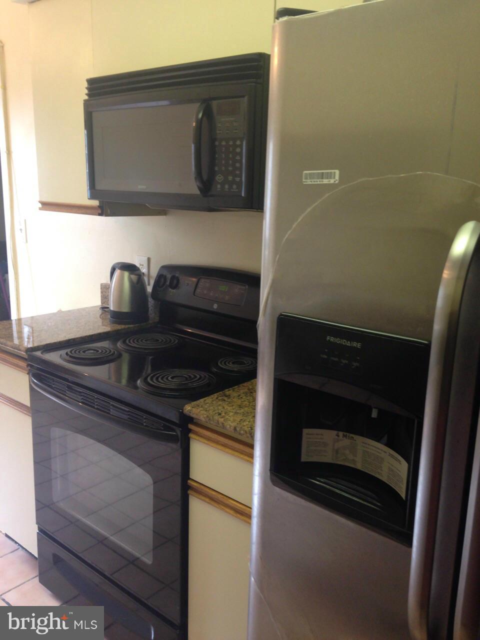 5505 Seminary Road, Unit 1701N Falls Church, VA 22041 - Photo 7 of 20 a close view of appliances and cabinets